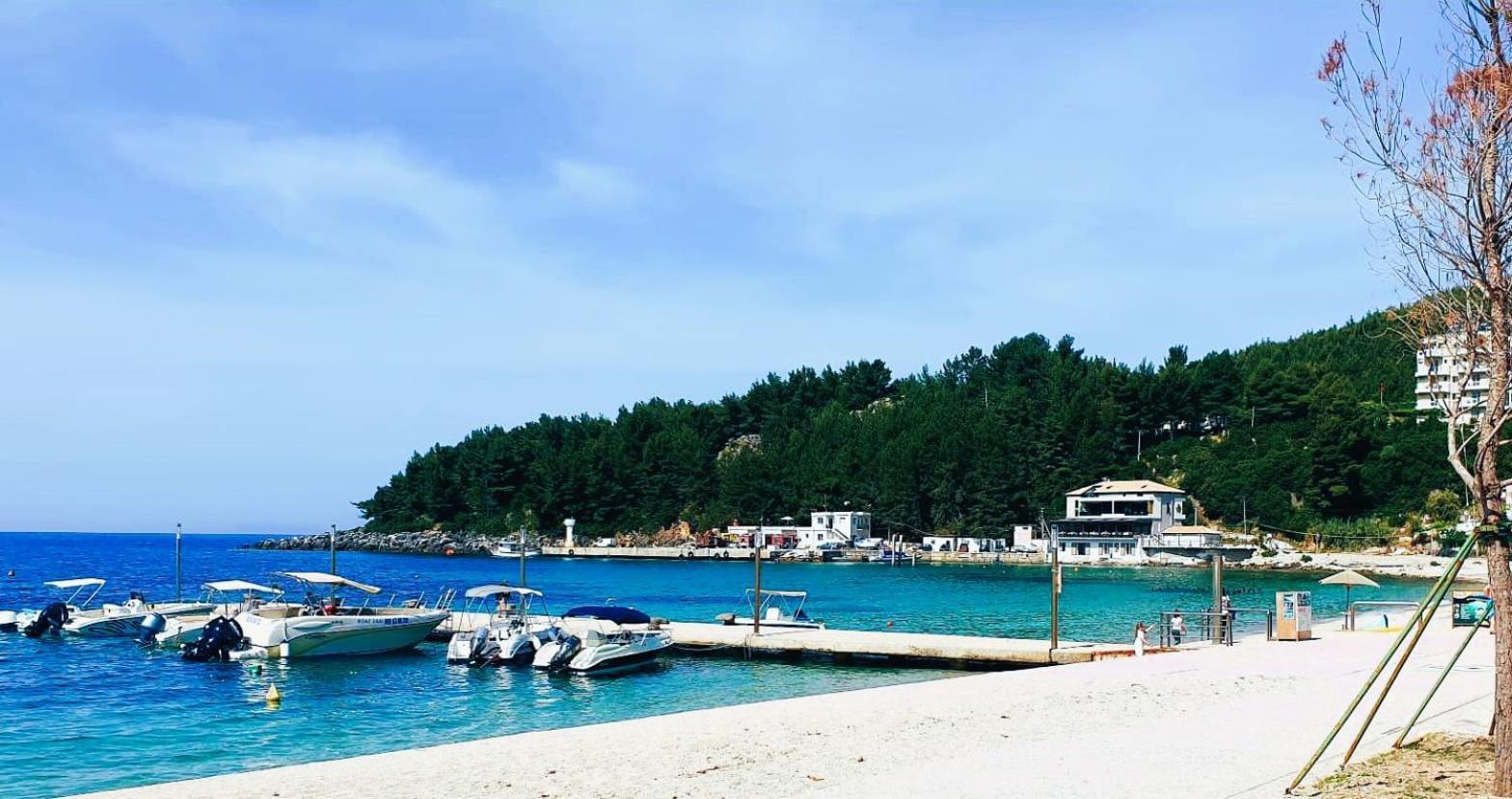 Philoxenia Guest House Himare Exterior photo