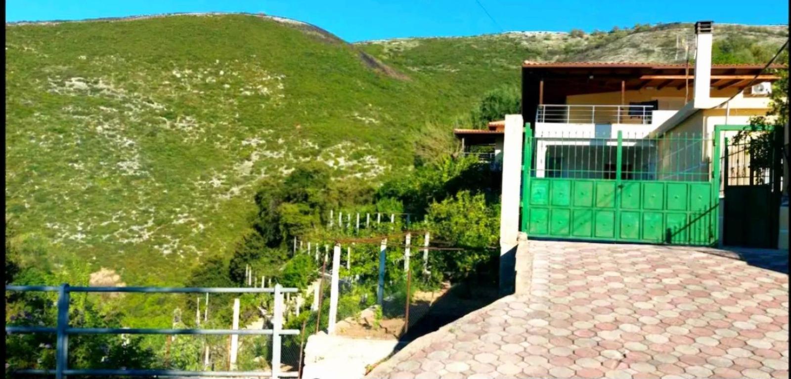 Philoxenia Guest House Himare Exterior photo