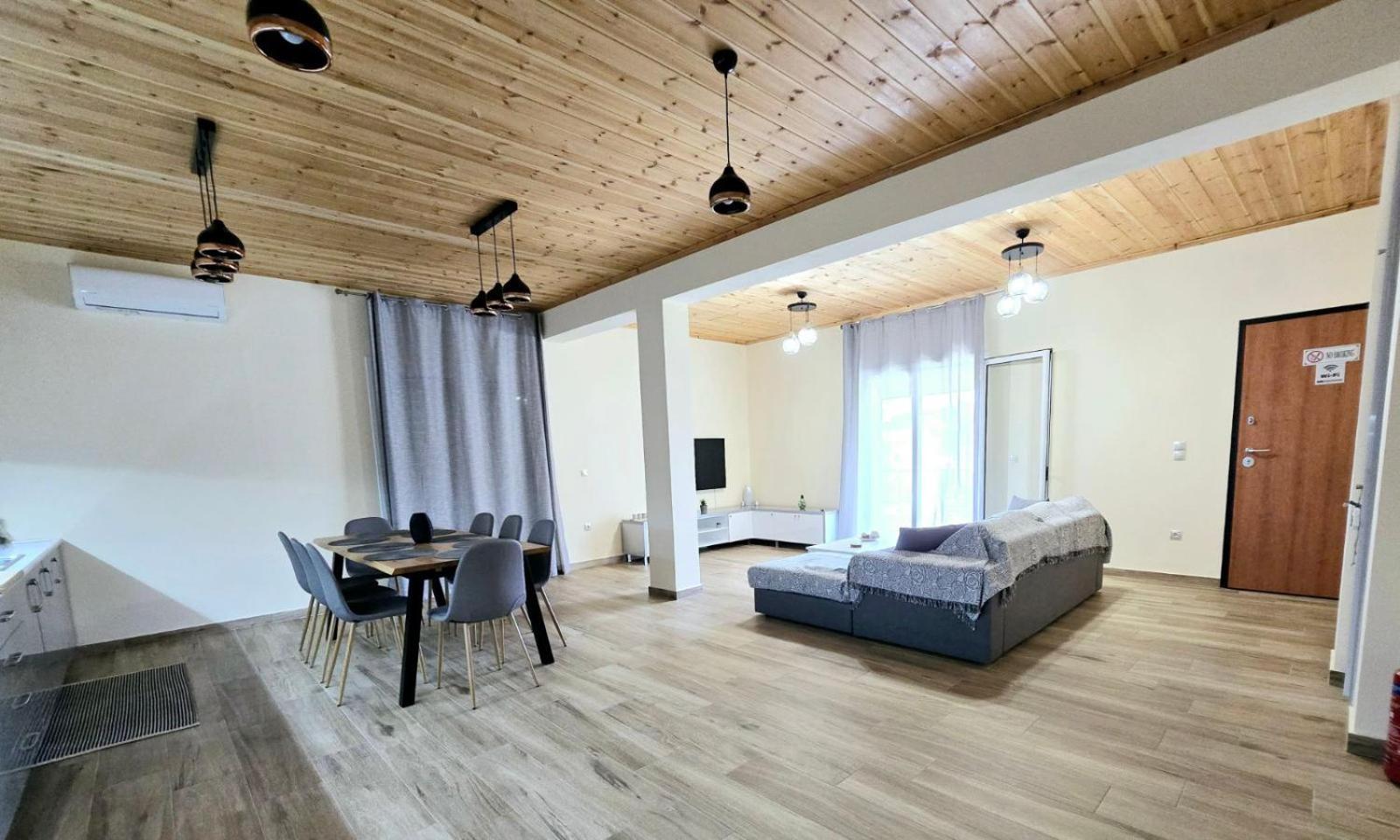 Philoxenia Guest House Himare Exterior photo